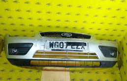 Бампер Ford Focus 2 4M5117757A, передний