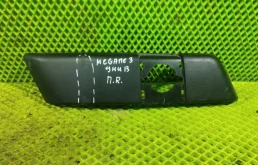 Молдинг переднего бампера правый Renault Megane 3 2010 620740002R УНИВЕРСАЛ K9KH872