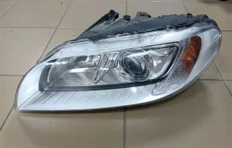 Фара ксеноновая Volvo XC70 2013 31395154 D5244T17, левая