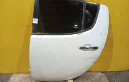 Дверь Mitsubishi L200 2006-2014