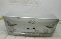 Крышка багажника для Hyundai Elantra на фотографиях