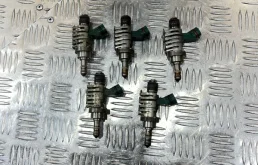 Форсунка топливная Toyota 2325031020 3GRFSE