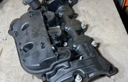 Крышка клапанная Land Rover Discovery LR029146 L319 306DT, правая