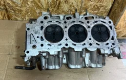 Головка блока цилиндров Lexus GS300 1110239047 3GR-FSE, левая