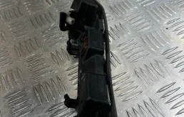 Кронштейн бампера Land Rover Range Rover Sport DPL000161 L320, передний правый