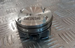 Поршень Volkswagen Polo 04E198401D CWV