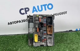Блок предохранителей bsm бсм r05 р05 Peugeot 408 2012