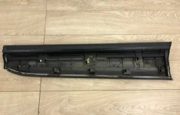 Накладка двери багажника для Audi Q7 на фотографиях