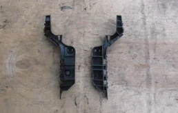 Усилитель переднего бампера для Honda Civic 2011 года на фотографиях