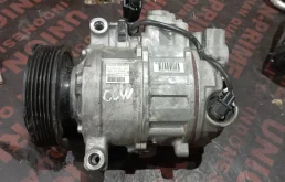 Компрессор кондиционера Audi A4 2012 2700 Дизель