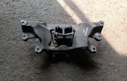 Кронштейн КПП Audi A6 2004 2400 Бензин