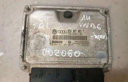 Блок управления двигателем Volkswagen Passat 2004