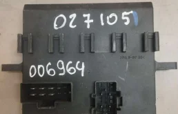 Блок комфорта Audi A4 2003 1800 Бензин