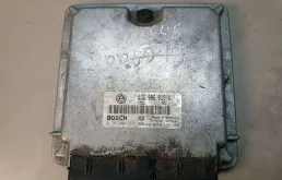 Блок управления двигателем Volkswagen Passat 1999