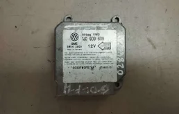 Блок AirBag Volkswagen Golf 2001