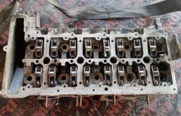 Головка блока цилиндров BMW 1 E87/E81/E82/E88 2010 2000 Дизель Tdi