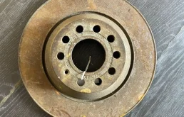 Диск тормозной задни audi a6 c6 4f0615601e