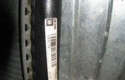 Радиатор охлаждения ДВС для Opel Insignia на фотографиях