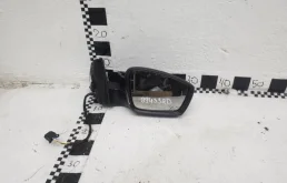 Зеркало боковое правое для Skoda Rapid 2018 года на фотографиях