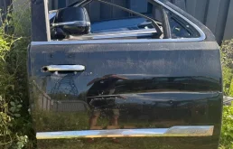 Дверь пассажирская Cadilla 133003