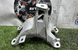 Кронштейн двигателя Audi A4 2010 8K0199308BT B8 CAE, правый