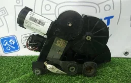 Блок открывания багажника Audi A8 II 4E0827852G 4E2