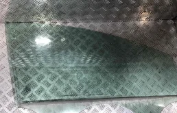 Стекло двери передней правой Ford Focus 3 поколение [рестайлинг] (2014-2019) бензин 1.0 Ti Механика Х/б