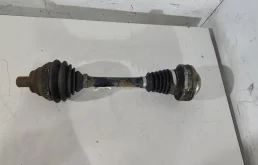 Полуось передняя левая (приводной вал, ШРУС) 1K0407271BJ  2.0 Бензин Volkswagen
