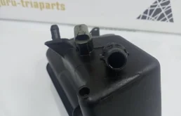 Расширительный бачок радиатора для BMW X3 на фотографиях