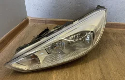 Фара Ford Focus 3 2060612, передняя левая
