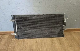 Радиатор кондиционера Audi A4 8K0260401D B8
