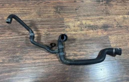 Патрубок системы охлаждения AUDI Q5 8K0122101G 8R CNC