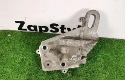 Кронштейн опоры ДВС Ford Fiesta 5 2007 1461299