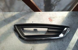 Окантовка противотуманной фары ford Focus 3` 2015-2019 1873303 РЕСТАЙЛИНГ