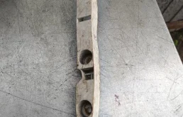 Кронштейн крепления бампера ford Focus 2 2005-2007 1337334, передний правый
