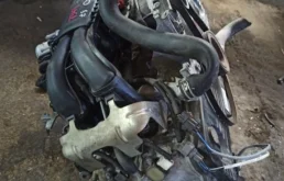 Двигатель для Subaru Legacy 2005 года на фотографиях