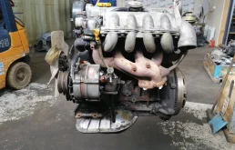 Двигатель для Nissan Serena 1998 года на фотографиях