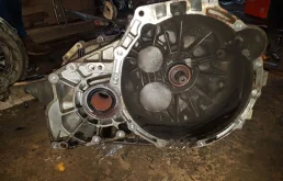 МКПП для Hyundai Santa Fe Classic 2009 года на фотографиях