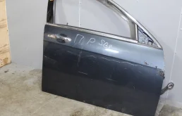 Двери для Honda Accord 2006 года на фотографиях