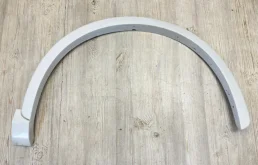 Расширитель арок передний правый для Audi Q3 2013 года на фотографиях