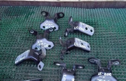 Петля дверная Toyota Land Cruiser 6875060080 VDJ200 1VD