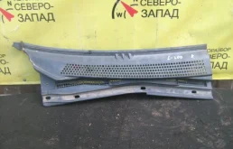 Жабо Mitsubishi L200 MN117710 KB4T 4D56, правое