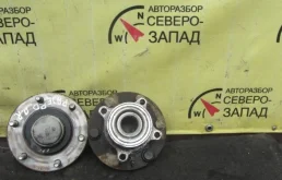 Ступица Mitsubishi Pajero Sport 3880A036 KH 4D56U, передняя