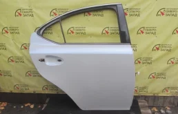 Дверь Lexus IS250 6700353040 GSE20 4GR, задняя правая