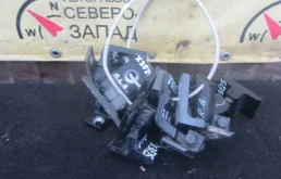 Петля дверная BMW X3 41527201302 F25 N47D20C, задняя правая