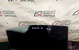 Стекло Honda Civic 2005 73400SNBE00 FD7 R18A2, заднее правое