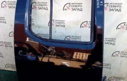 Дверь боковая Nissan Navara 82100EB332 D40 YD25DDTI, задняя правая