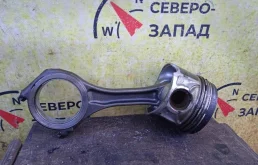 Поршень с шатуном Volkswagen Touareg 2012 059198401H 7P5 CJMA