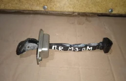 Ограничитель двери Mazda 3 2013 BHN958270A BM 2.0, передний