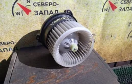 Моторчик печки Toyota Land Cruiser 2012 8710328111 VDJ200 1VDFTV, задний